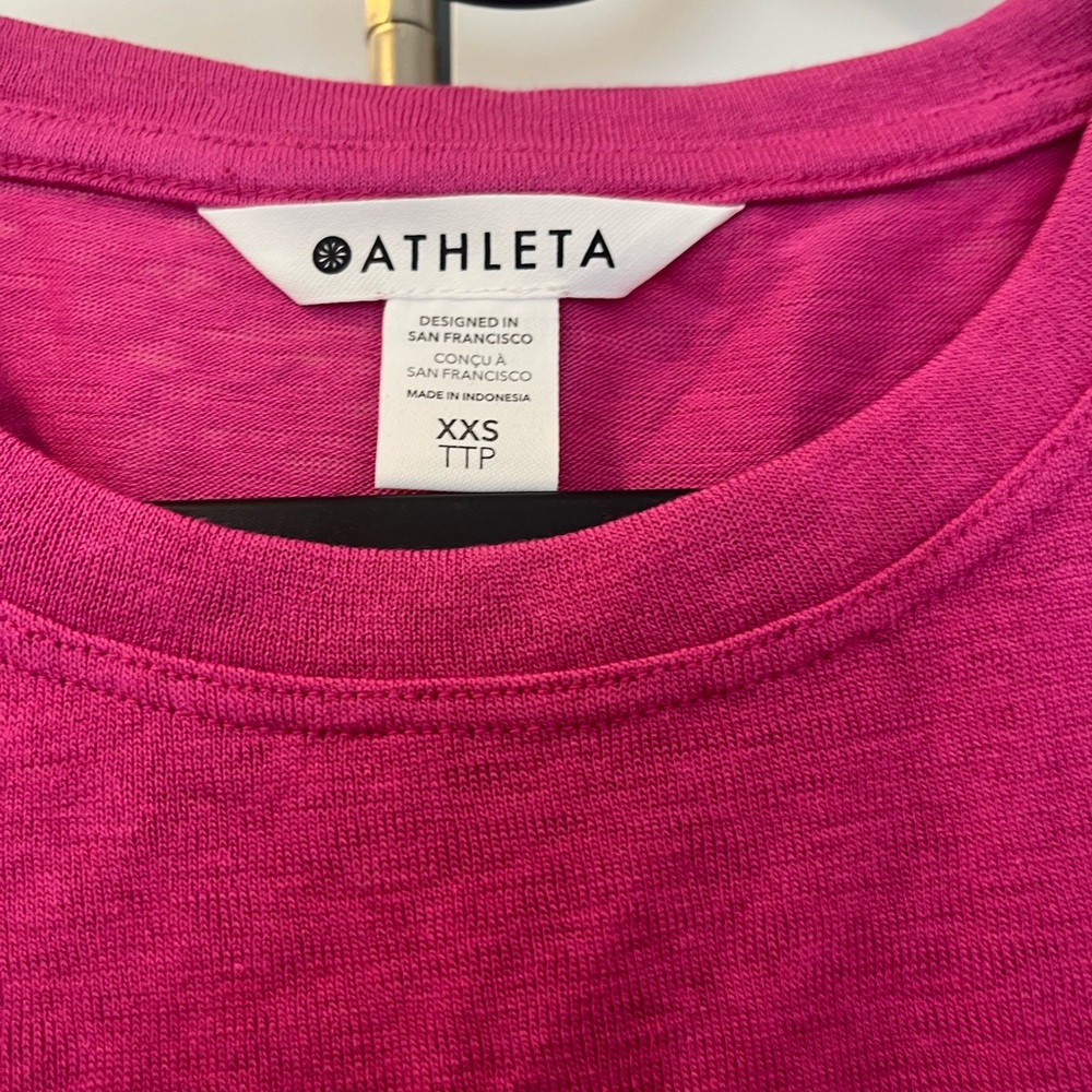 Brand New Athletic Top for Women - Picture 4 of 5